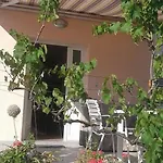 House With A Parking Space - 11795 Vakantiehuis *